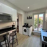 Апартаменти Cozy Et Hyper Centre