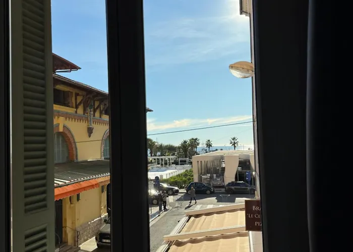 Cozy Et Hyper Centre *