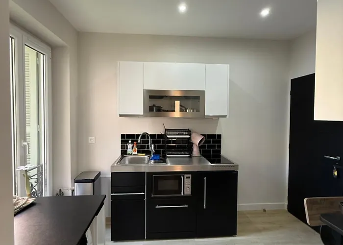 Daire Cozy Et Hyper Centre Menton